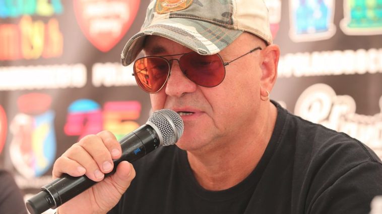 ile owsiak zarabia na wosp zarobki owsiaka