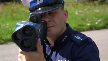 niezatrzymanie się do kontroli