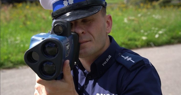 niezatrzymanie się do kontroli