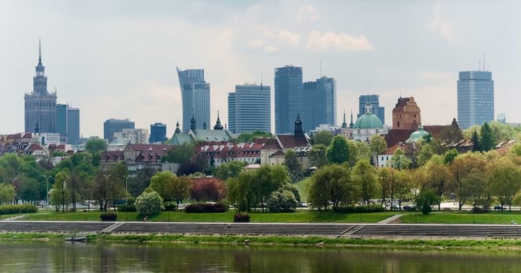 wynajem domu pod warszawą