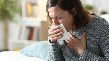 krztusiec objawy leczenie