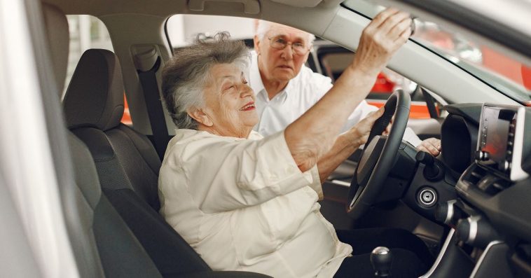 samochód dla seniora