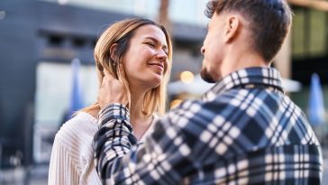 czy chłopak tęskni po zerwaniu