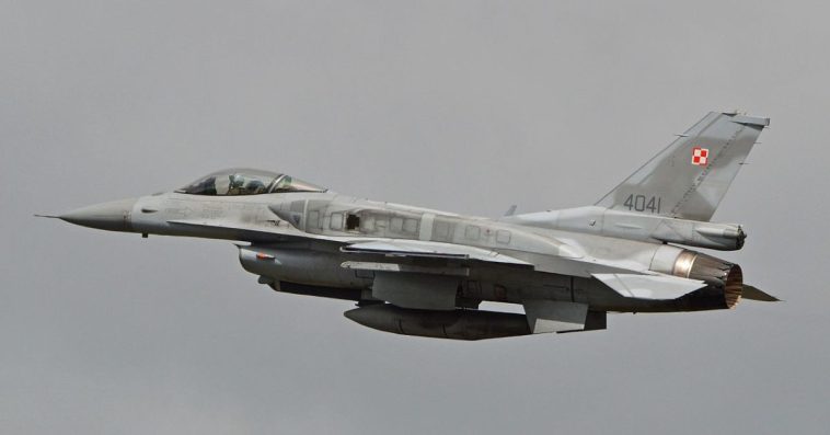 f16 polska