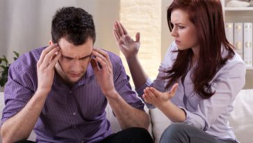 mąż ma kochankę objawy