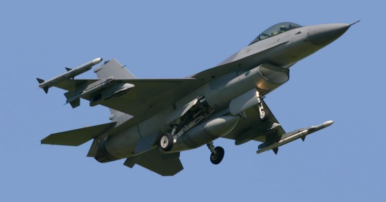 f-16 dane techniczne