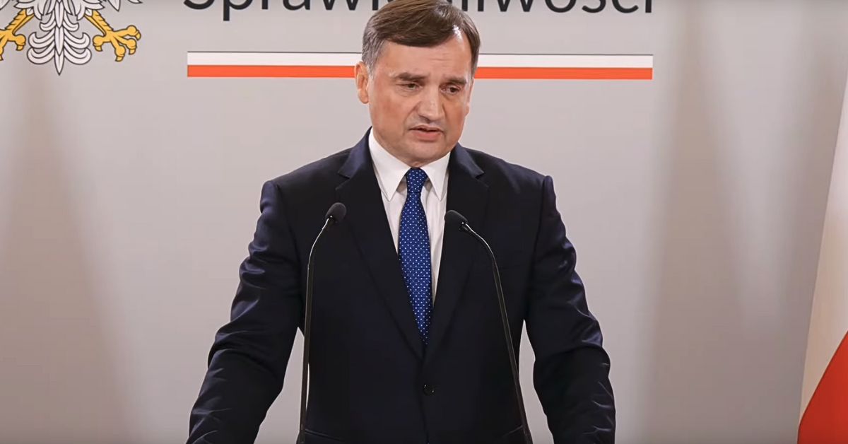 Jest decyzja sądu w sprawie Ziobry. Były minister ma trafić za kratki