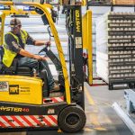 oznaki zużycia opon wózek widłowy