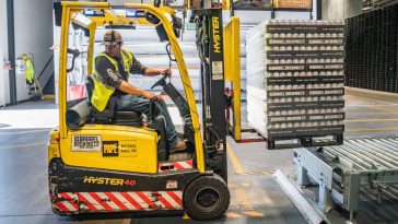 oznaki zużycia opon wózek widłowy