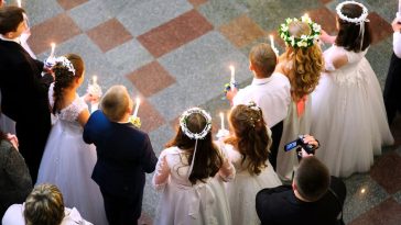 prezenty komunijne podatek