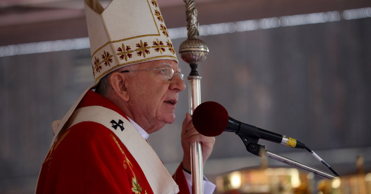 Taką emeryturę dostawać będzie abp Jędraszewski. Kwota taka, iż spadają kapcie