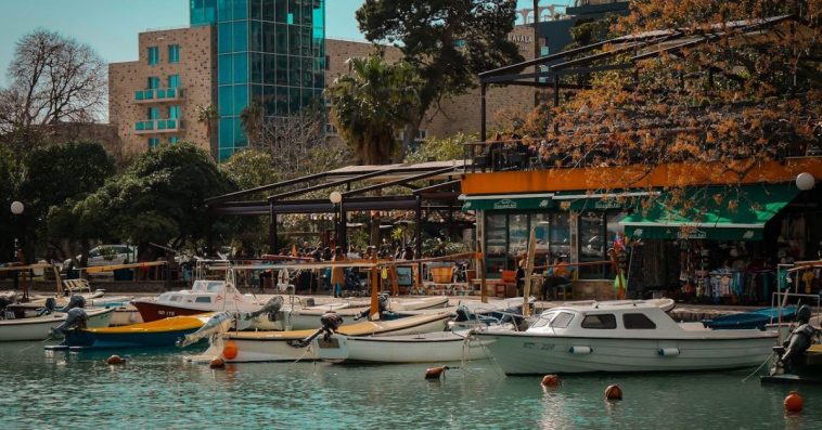 last minute czarnogóra loty