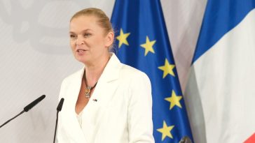 jedna lekcja religii od września