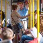 irytujący ludzie w komunikacji miejskiej