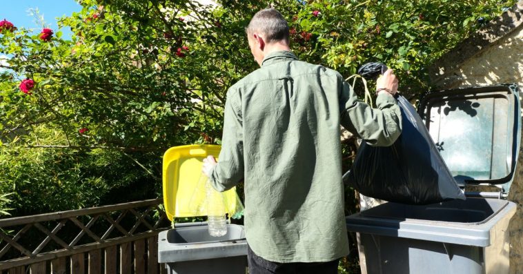 czego nie wolno wyrzucać na śmietnik