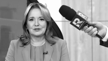 danuta holecka syn julian