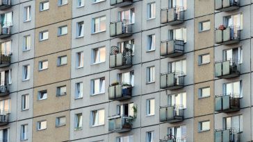 katowice chłopiec wypadł z okna