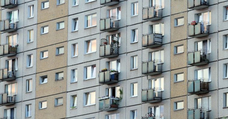 katowice chłopiec wypadł z okna