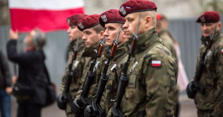 służba w wojsku tatuaż zarost