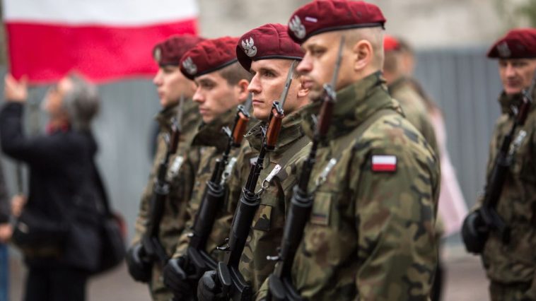 służba w wojsku tatuaż zarost