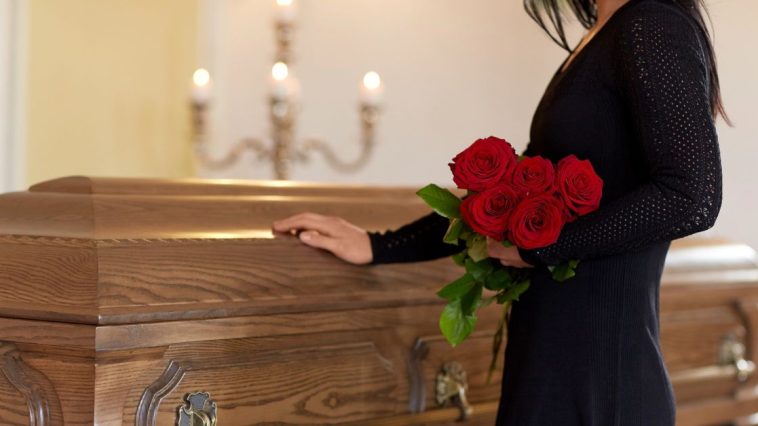 czy osoby zmarłe nas słyszą