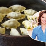 jak gotować mrożone pierogi żeby się nie rozpadły