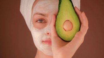 jak rozświetlić twarz domowe sposoby