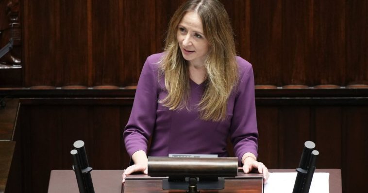 wiek emerytalny w polsce 2025