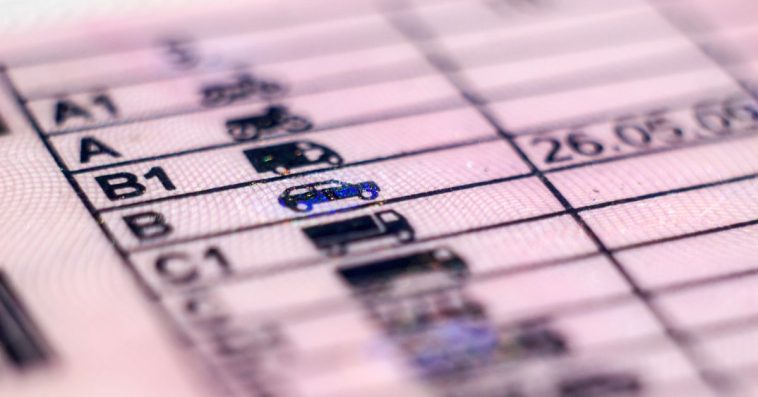 brak miejsca w dowodzie rejestracyjnym na pieczątkę przeglądu