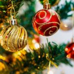 jakie kolory bombek na choinkę 2024