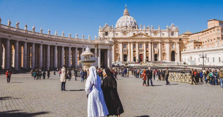 watykan na skraju bankructwa