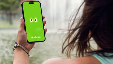 Jak zmienić język interfejsu w Duolingo?