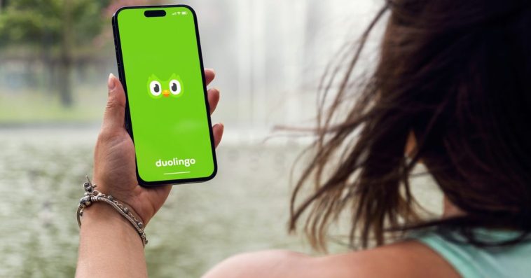 Jak zmienić język interfejsu w Duolingo?