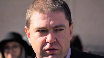 piotr szumlewicz kto to