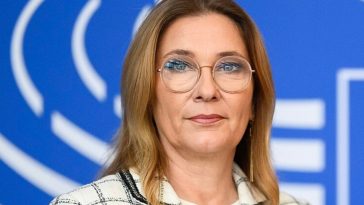 beata mazurek lubelskie dworce