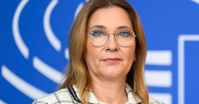 beata mazurek lubelskie dworce