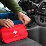 nowe obowiązkowe wyposażenie samochodu 2025