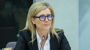 ewa wrzosek wiek mąż dzieci wikipedia