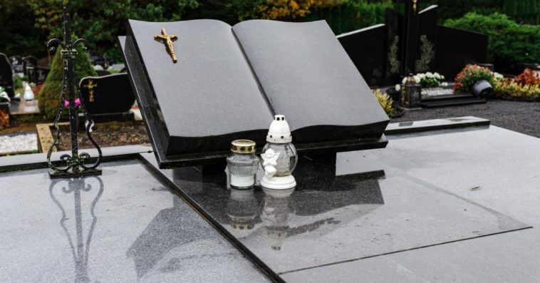 nowoczesne pomniki cmentarne cena