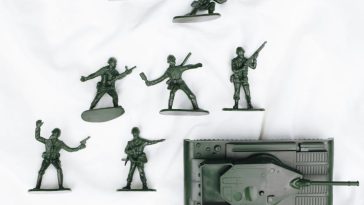 żołnierzyki plastikowe z prl