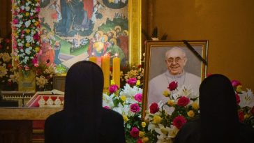 franciszek zmarł na co