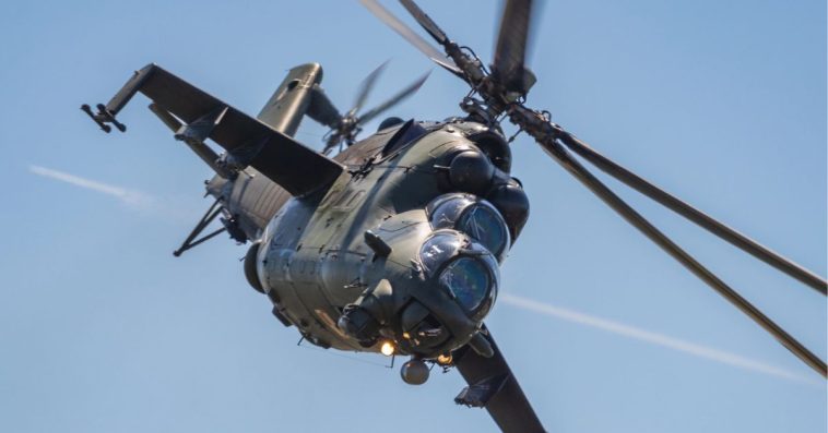 rosyjski śmigłowiec nad bałtykiem