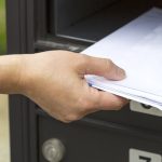 co oznacza litera r na skrzynce pocztowej