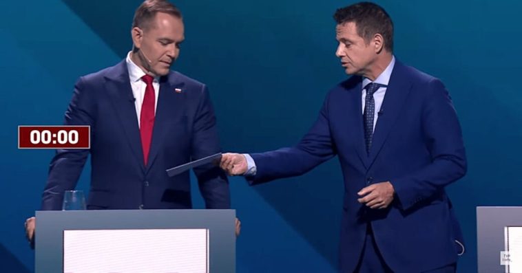 koperta trzaskowskiego dla nawrockiego