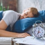 jak szybko zasnąć w nocy