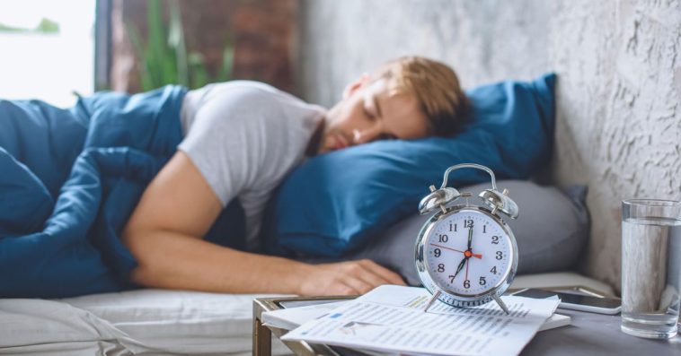 jak szybko zasnąć w nocy