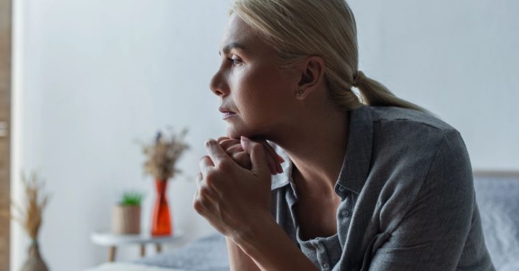 menopauza co to objawy ile trwa