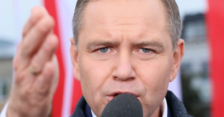 nawrocki snus film memy debata