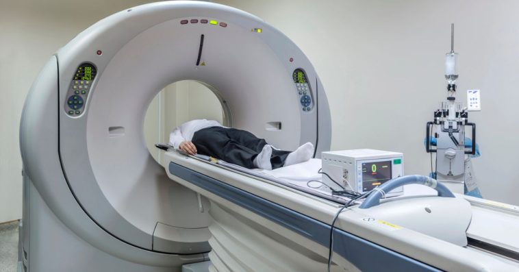 rezonans magnetyczny czy jest szkodliwy