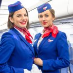ile zarabia stewardessa w polsce